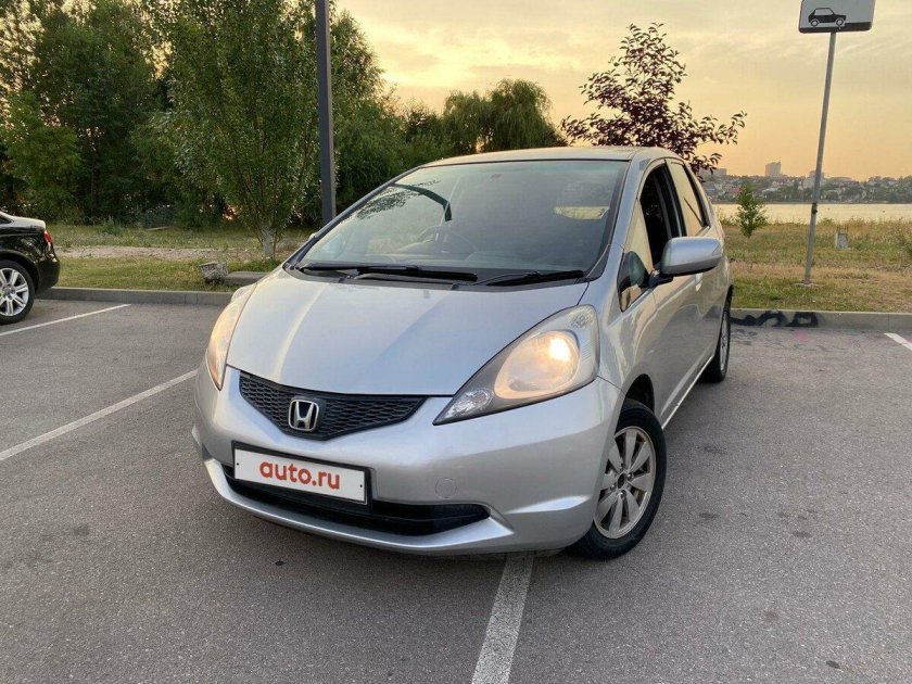 Хонда фит 2010