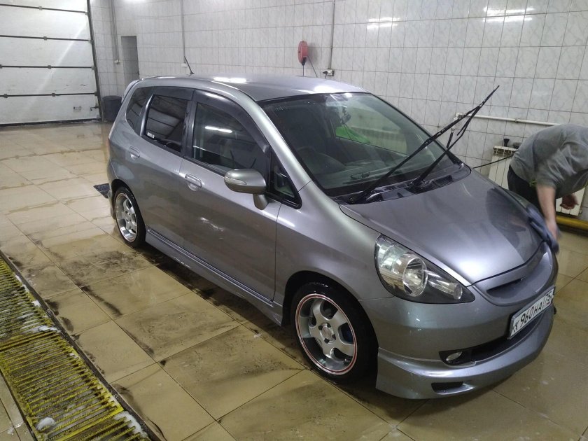 Хонда фит 2003 серая