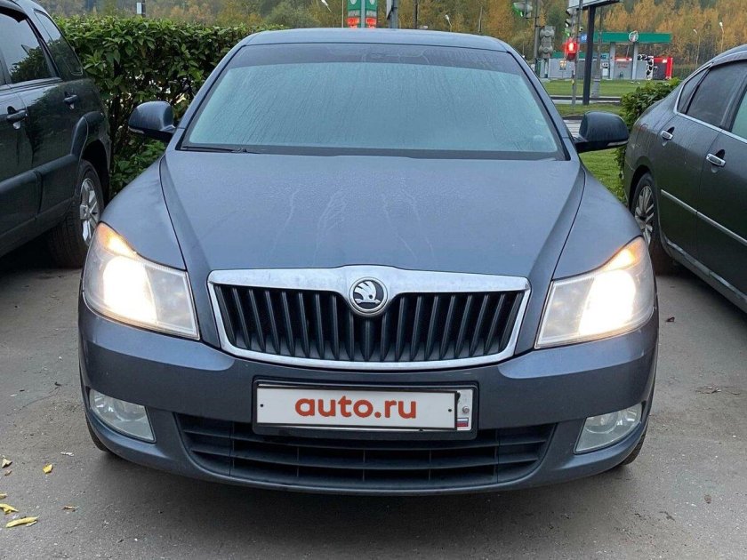 Шкода Октавия 2010