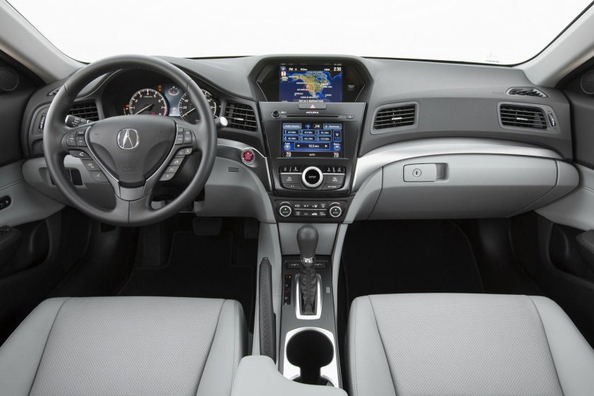 Акура ILX 2012
