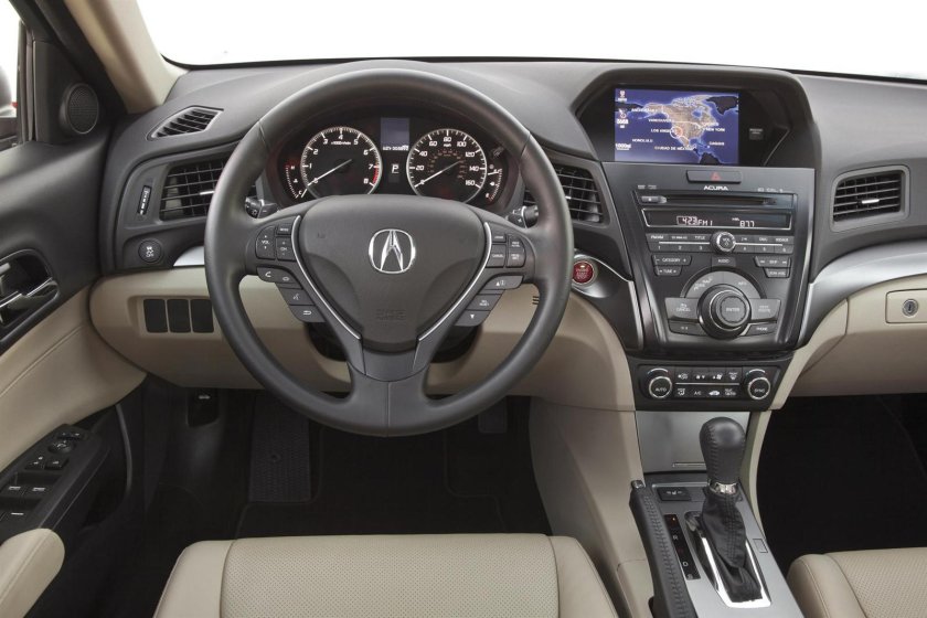 Acura ILX 2013