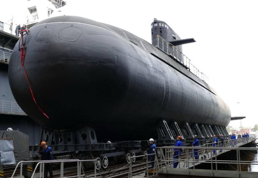 ДЭПЛ проекта 677 Лада