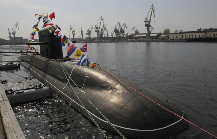 Подводная лодка Санкт-Петербург проекта 677