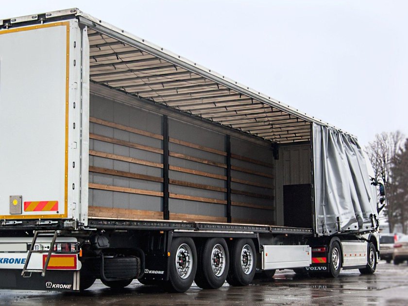 Тентованный полуприцеп 20 тонн