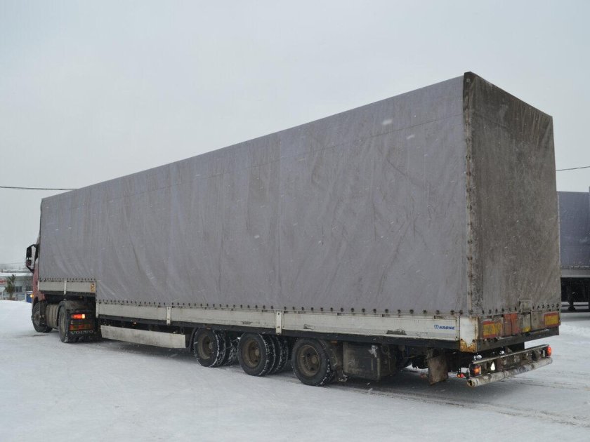 Бортовой полуприцеп schmitz spr24