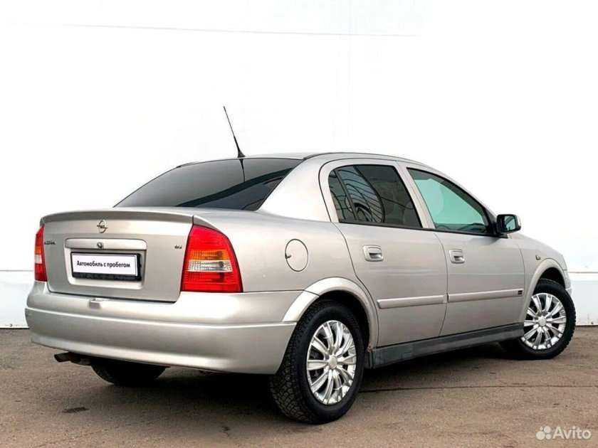 Opel astra 2004