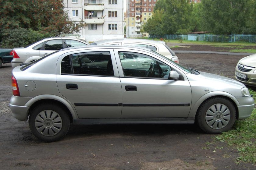 Opel Astra 2003