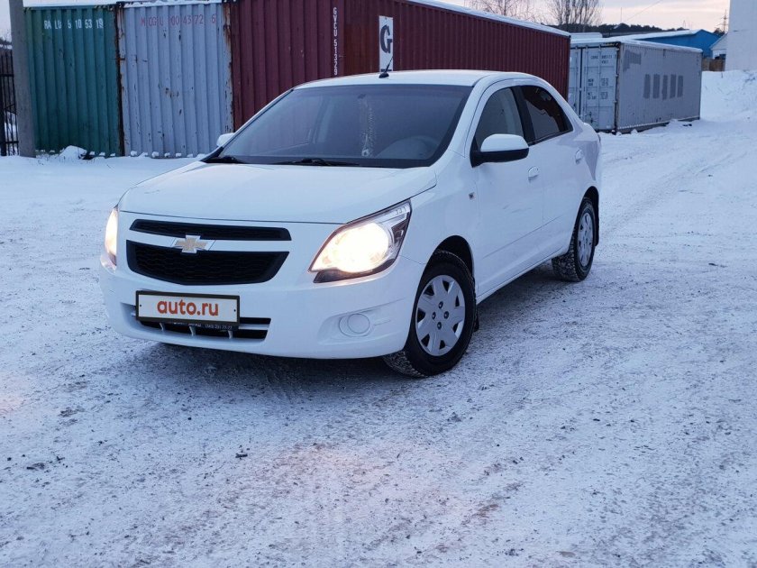 Chevrolet cobalt 2014 white