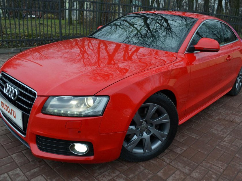 Audi a5 Coupe Red