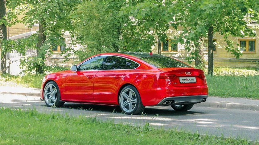 Audi a5 Sportback Red