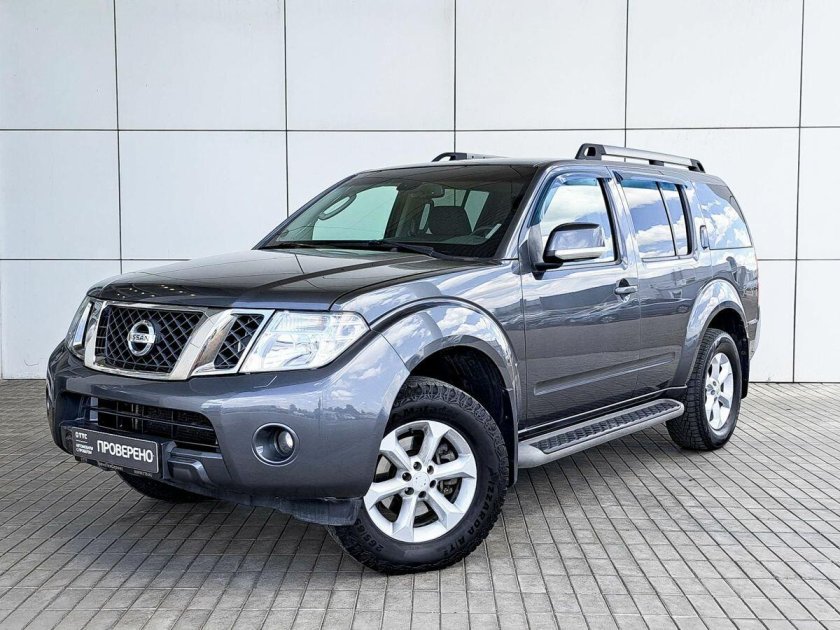 Nissan pathfinder 2012