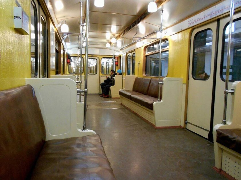 81-717.5А ретропоезд