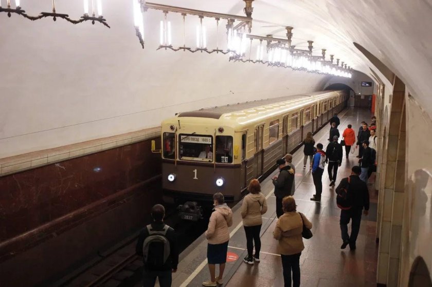 Ретропоезд Сокольники метро