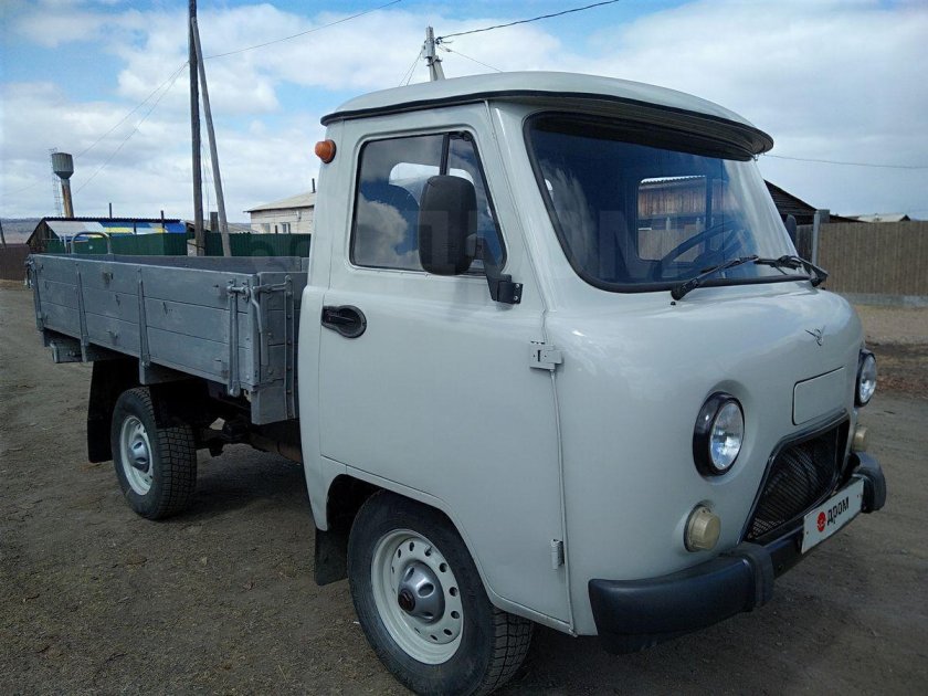 Уаз бортовой 3303