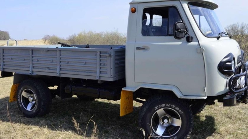 УАЗ головастик 3303