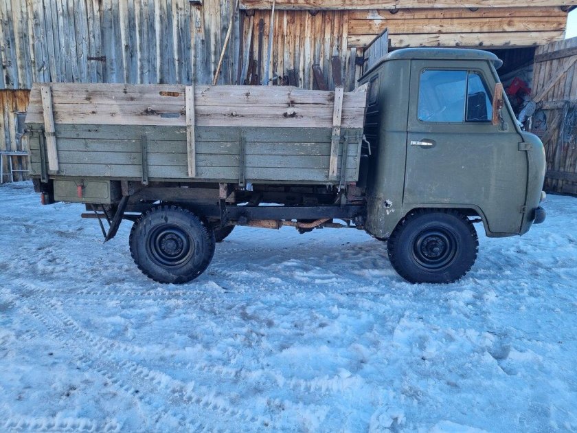 Уаз грузовой бортовой 330365