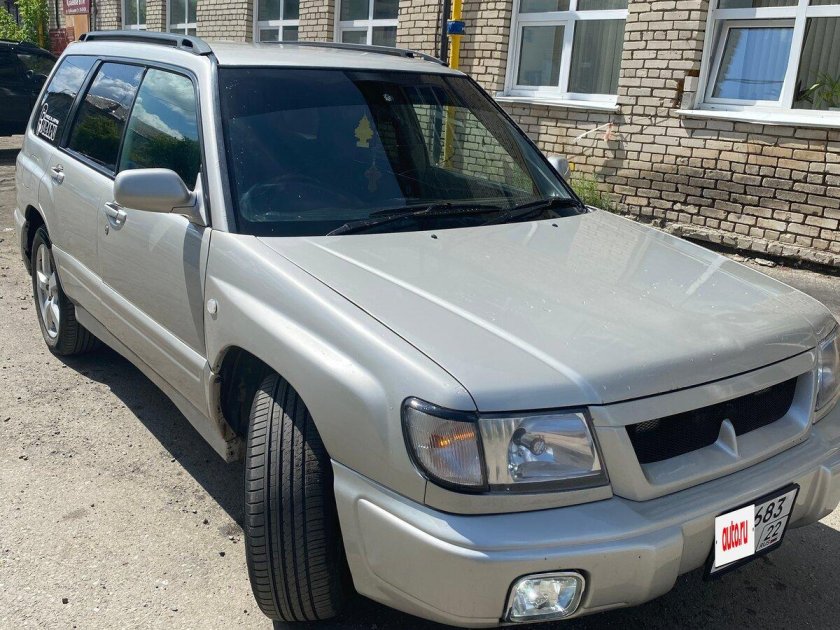 Субару форестер 2000 года