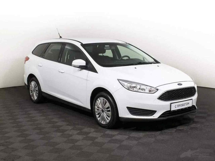 Ford Focus 2018 универсал белый
