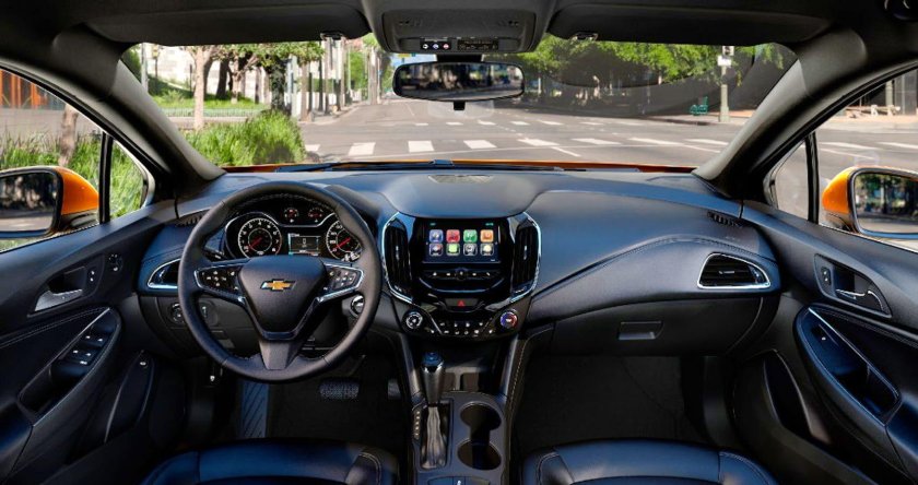 Chevrolet Cruze 2017 салон