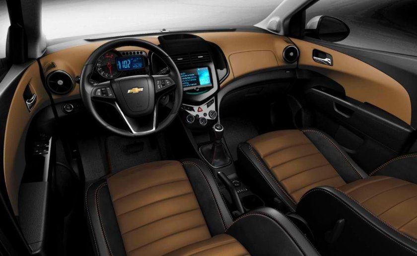 Chevrolet Aveo 2014 салон
