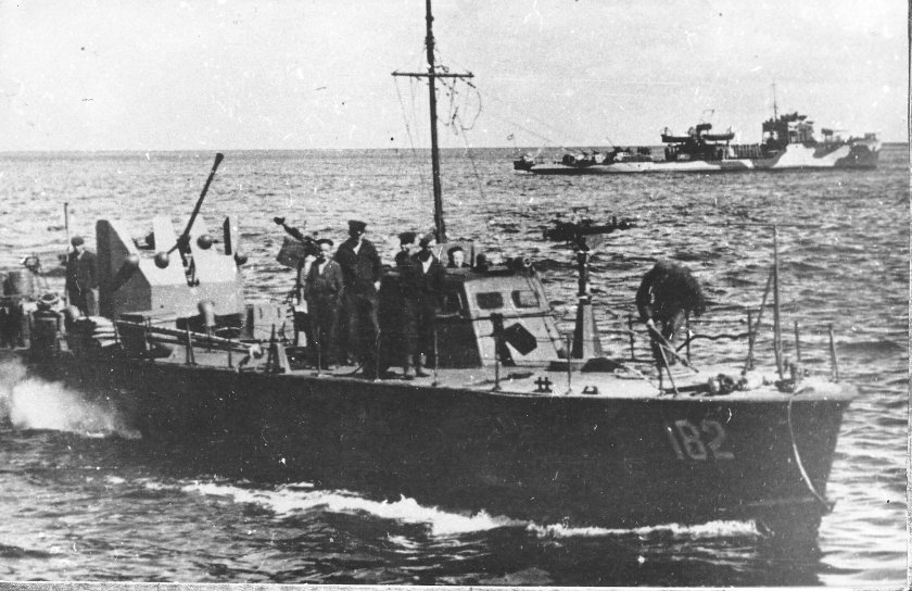 Катер морской охотник 1942