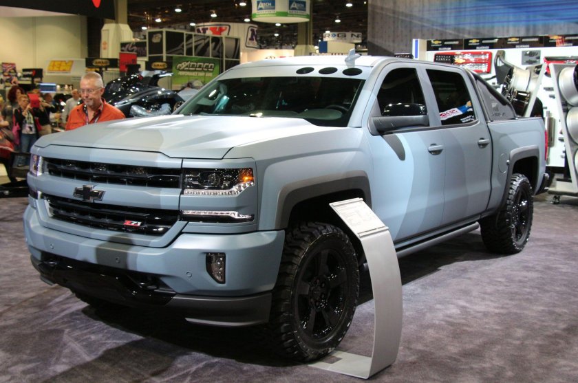Chevrolet Silverado Black ops
