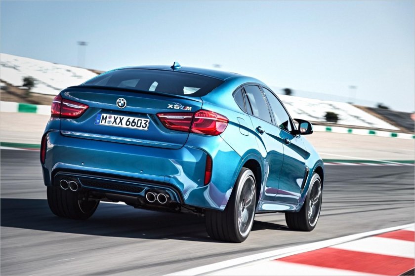BMW x6m 2016