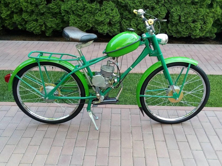 Мопед ЗИФ 16