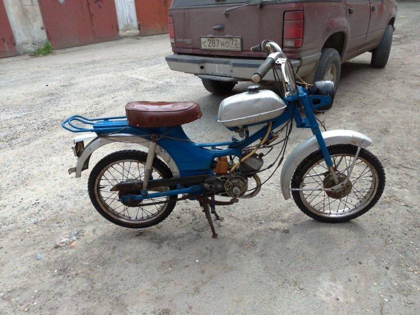Мопед ЗИФ 16