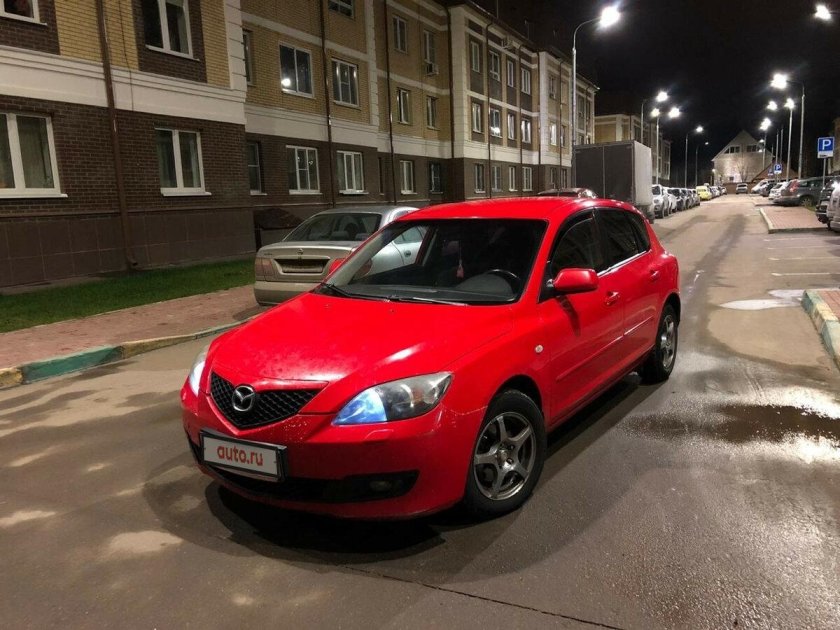Мазда 3 хэтчбек 2008 красная
