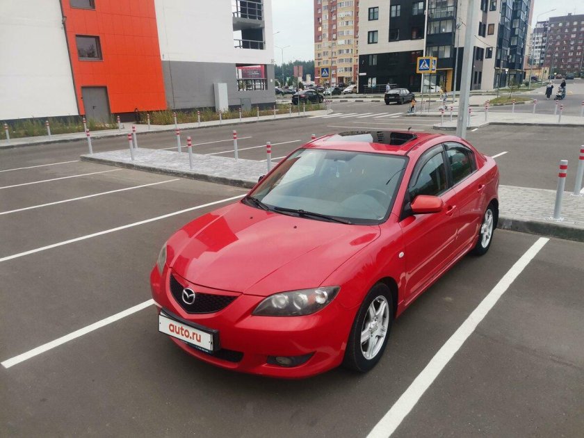 Мазда 3 2005 года