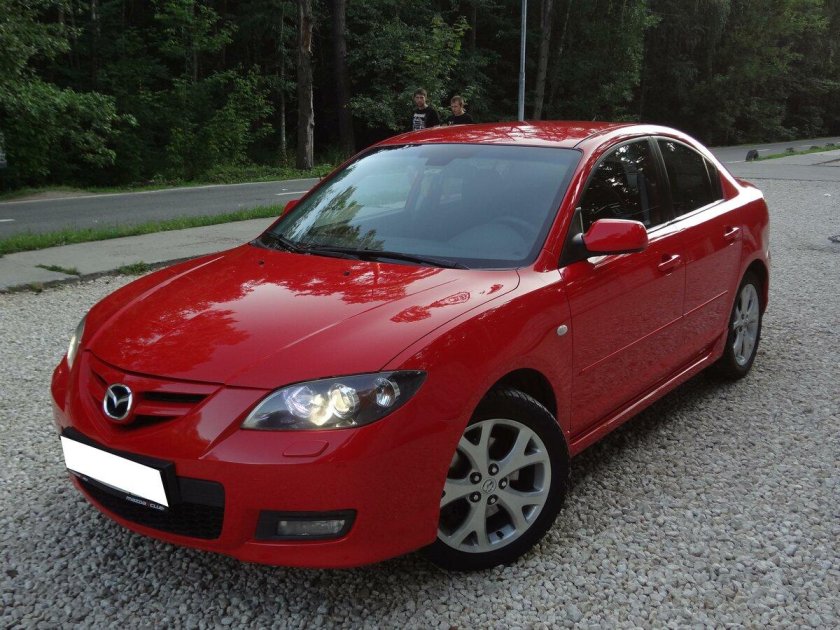 Мазда 3 2007 красная