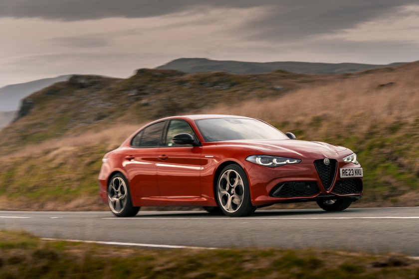 Alfa Romeo Giulia обои