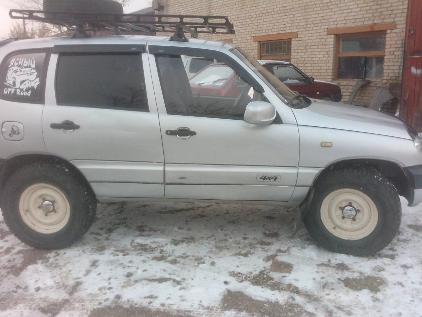 Нива Шевроле на 16 штампах