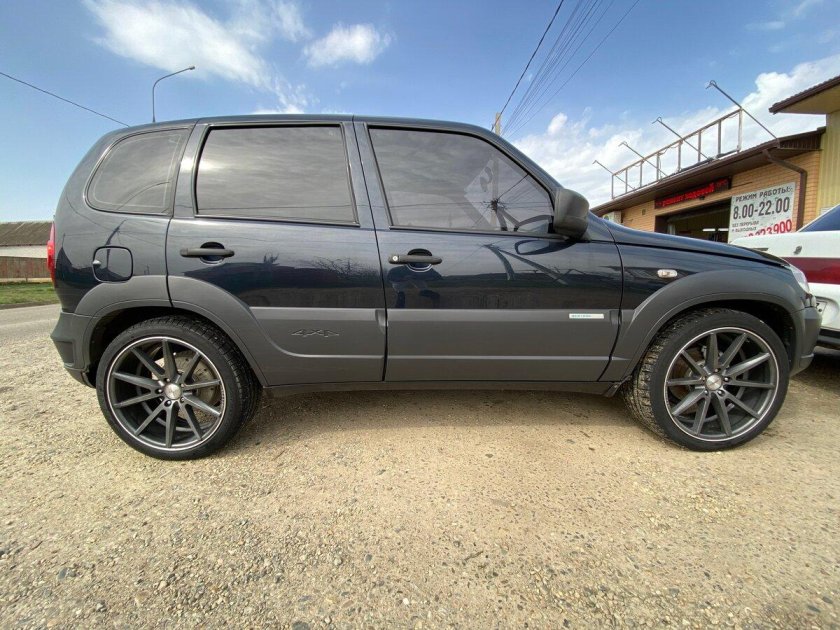 Нива шевроле r17