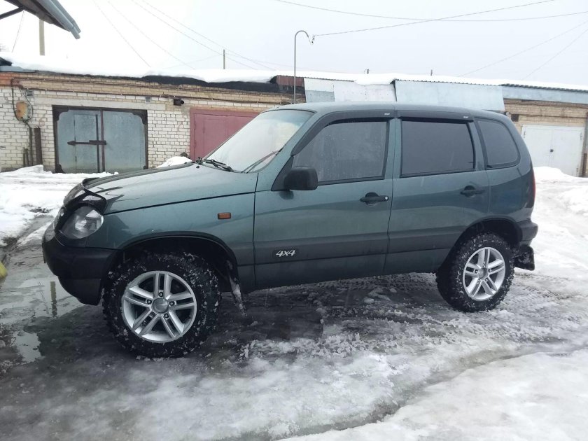 Нива Шевроле на литье 16
