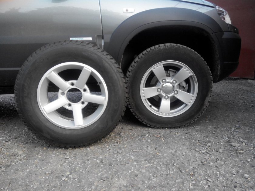 215/70 R15 на ниву Шевроле