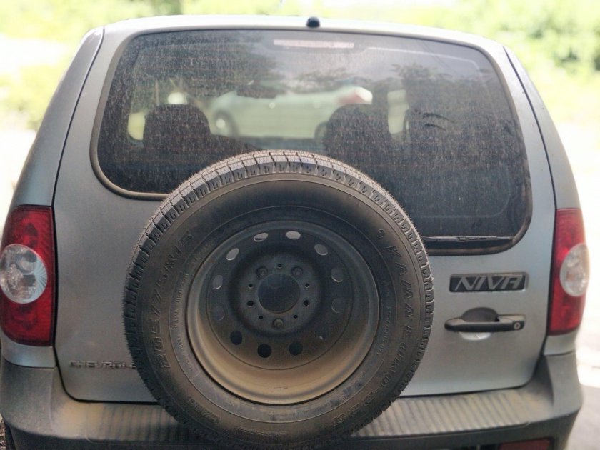 Запасное колесо на ниву Шевроле