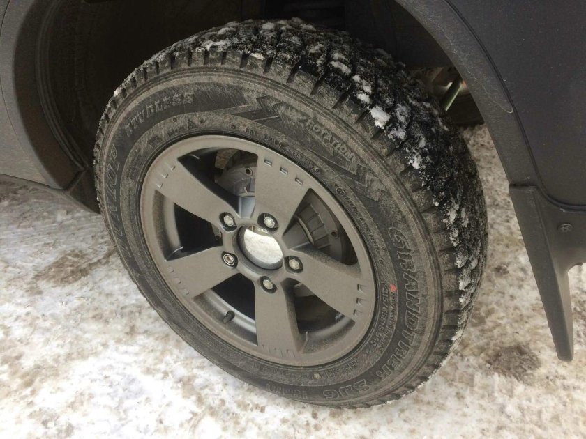 Резина 215 65 r16 на ниву Шевроле