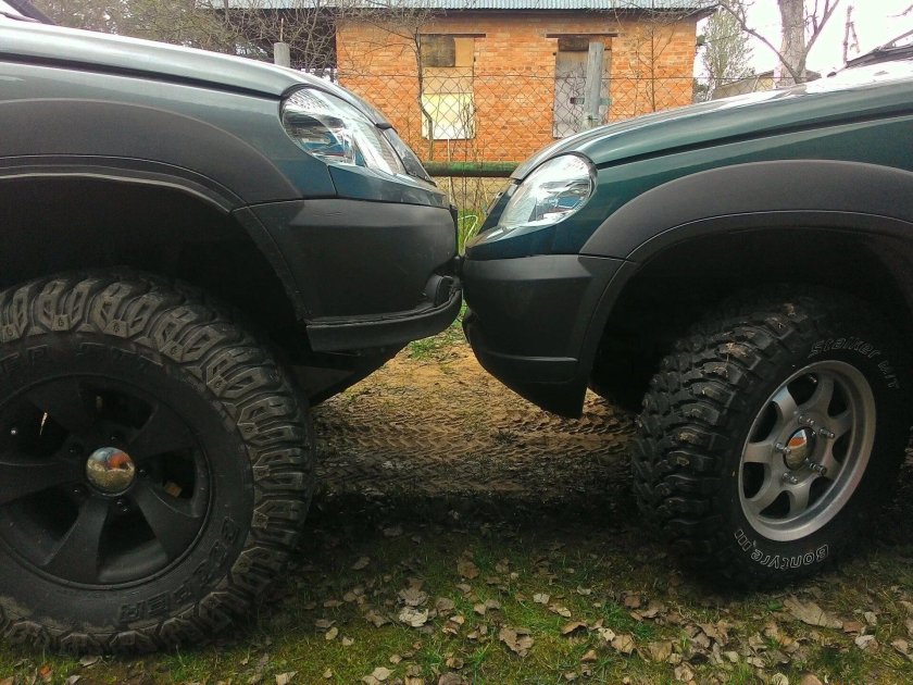 Шевроле Нива на 33 колесах