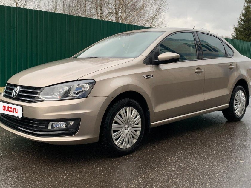 Volkswagen polo sedan 2018