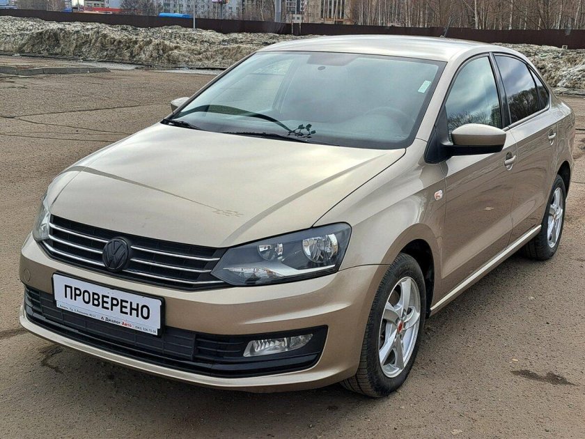 Volkswagen polo 2015 седан
