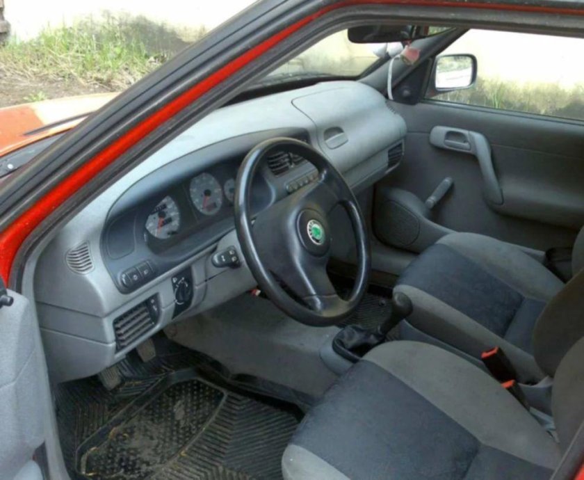 Шкода Фелиция 1998 салон