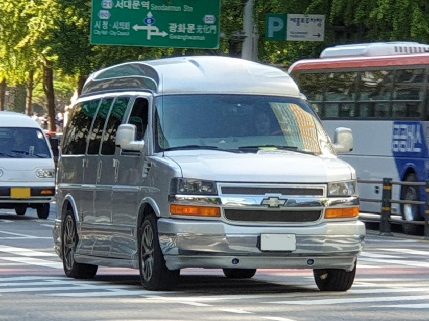 Chevrolet Express 2023