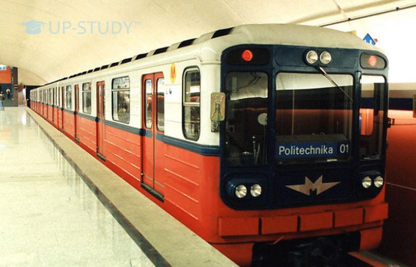 Метровагон номерной 81-717