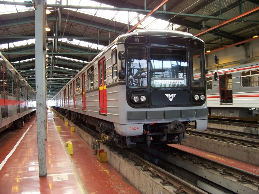 81-717 714 Прага