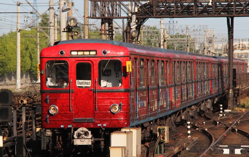 Еж-3 вагон метро