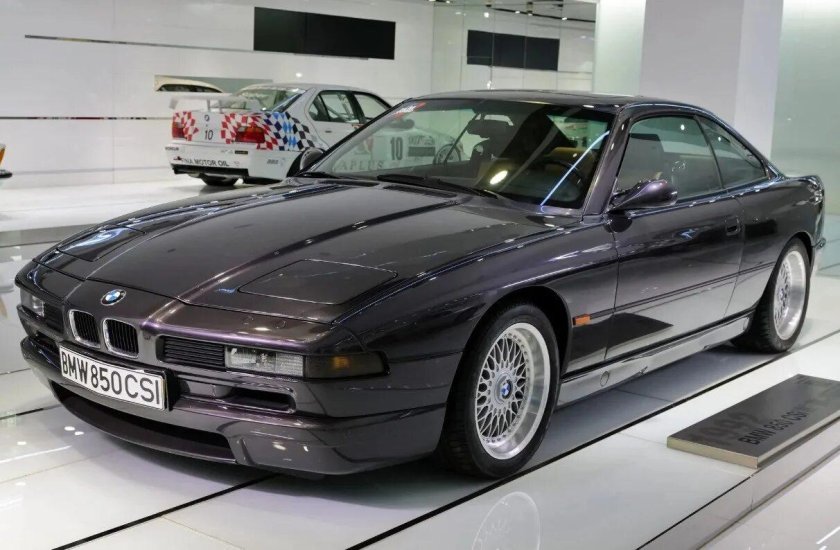 BMW 850 CSI