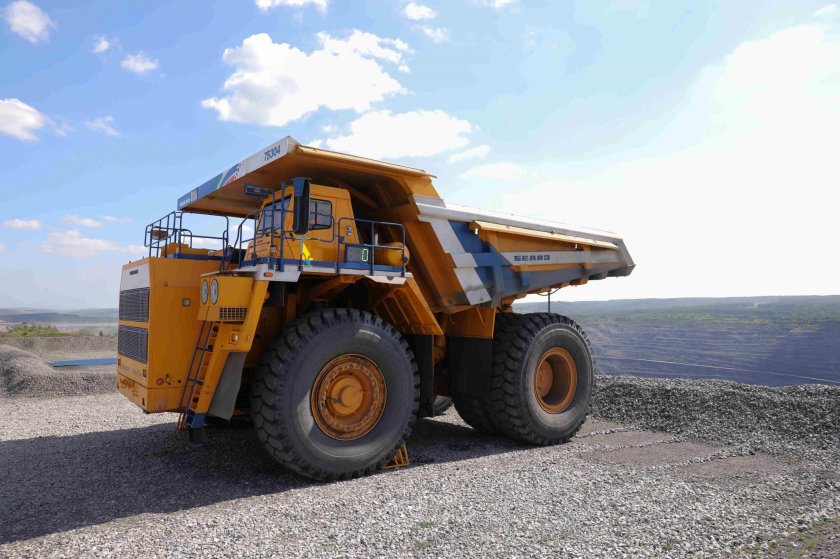 БЕЛАЗ-75304 дизель 36дг-01