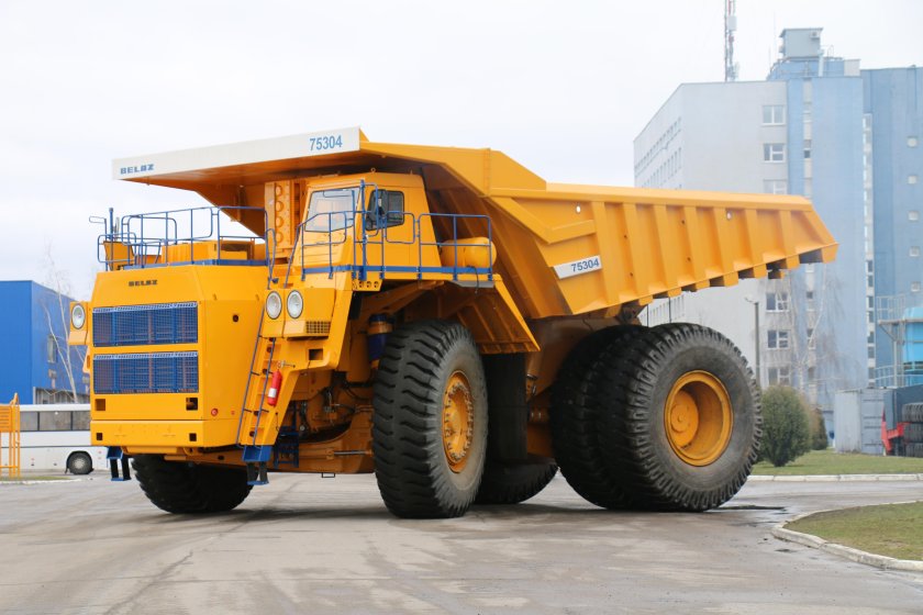 БЕЛАЗ 100 тонник